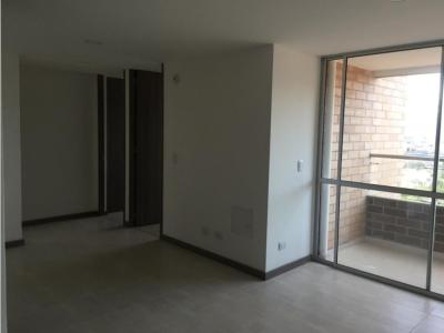 Apartamento en venta en Sabaneta, sector Calle Larga, 74 mt2, 3 habitaciones