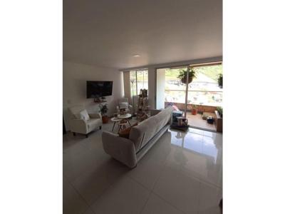 Venta apartamento Sabaneta, 102 mt2, 3 habitaciones