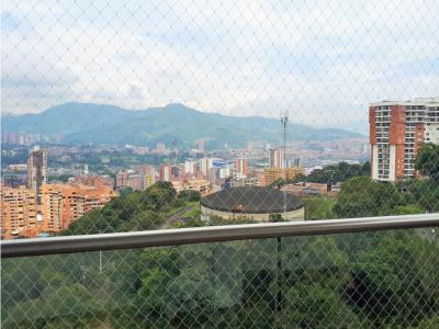 Venta de apartamento en Sabaneta / Antioquia, 215 mt2, 3 habitaciones