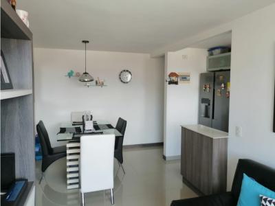 Venta apartamento sector Mayorca piso alto, 60 mt2, 3 habitaciones