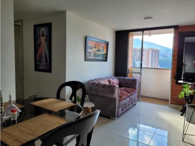 Venta oportunidad apartamento Calle Larga Sabaneta Rentable, 60 mt2, 3 habitaciones