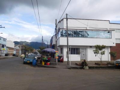 Bodega En Venta En Bogota En Gorgonzola V20665, 920 mt2