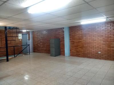 Bodega En Venta En Bogota En Cundinamarca V30269, 350 mt2