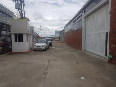 Bodega En Venta En Bogota V31670, 2700 mt2