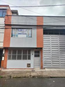 Bodega En Venta En Bogota V122731, 358 mt2, 5 habitaciones