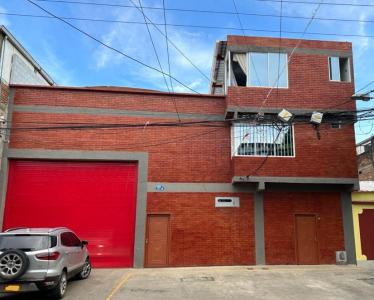 Bodega En Venta En Cali En Las Acacias V15208, 570 mt2, 2 habitaciones