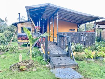 Cabaña ubicada en Santa Elena, vereda El Plan, 100 mt2, 2 habitaciones