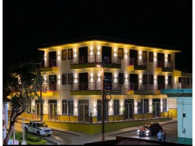 CASA COMERCIAL CON PROYECTO HOTEL ALCALA