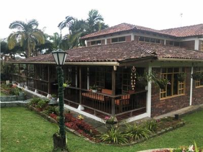Se Vende Casa En Anapoima Cundinamarca, 375 mt2, 5 habitaciones