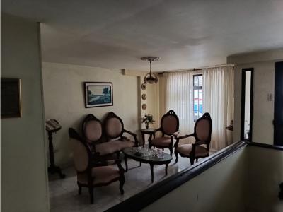 Se vende Casa Rentable S. La Uribe - Armenia Quindío, 6 habitaciones