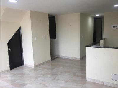 Se vende Casa en Veracruz Armenia, 190 mt2, 8 habitaciones
