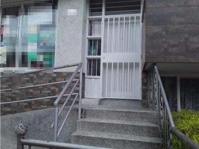 Casa con apartamentos para la venta en el norte de Armenia, 202 mt2, 6 habitaciones