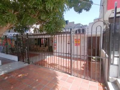 Casa En Venta En Barranquilla En Las Delicias V52178, 300 mt2, 8 habitaciones