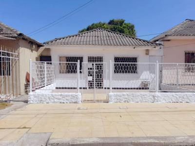 Casa En Venta En Barranquilla En El Carmen V52307, 222 mt2, 3 habitaciones