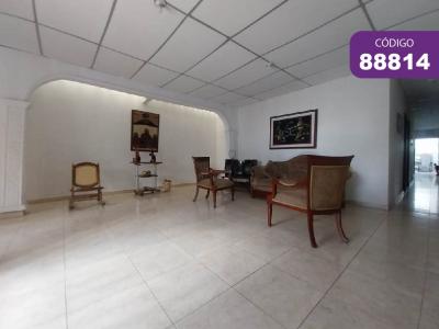 Casa En Venta En Barranquilla En La Union V148257, 208 mt2, 5 habitaciones