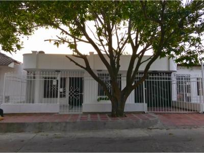 VENTA CASA EN SAN ISIDRO AMPLIA Y REMODELADA , 191 mt2, 3 habitaciones