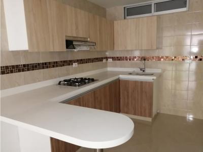 VENDO CASA 5TO PISO, UBICADA EN CABAÑAS- BELLO, 105 mt2, 3 habitaciones