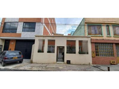 Casa en  El Tejar(Bogota) RAH CO: 24-1130, 240 mt2, 7 habitaciones
