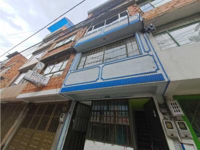 VENTA DE CASA RENTABLE EN CIUDAD BOLIVAR ARBORIZADORA BAJA, 115 mt2, 6 habitaciones