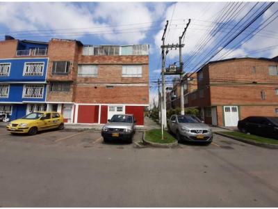 Casa Rentable en venta Bogotá kennedy, 145 mt2, 3 habitaciones