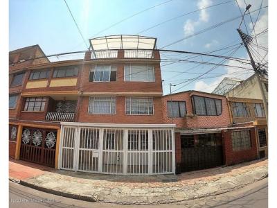 Vendo Casa en  Bonanza(Bogota)S.G. 23-1568, 480 mt2, 10 habitaciones