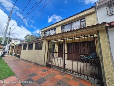 Vendo Casa en  Morato(Bogota)S.G. 23-1433, 190 mt2, 4 habitaciones