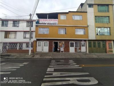 Vendo Casa en  Granada Norte(Bogota)S.G. 23-646, 549 mt2, 8 habitaciones