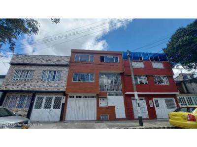 Vendo Casa en  Floralia(Bogota)S.G. 23-51, 280 mt2, 8 habitaciones