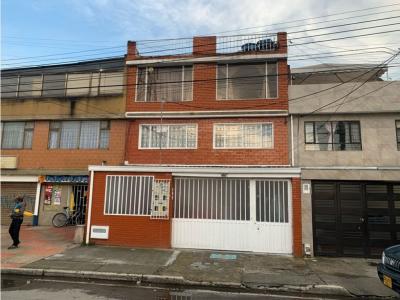 Venta de Casa en Barrio Camelia de Bogota