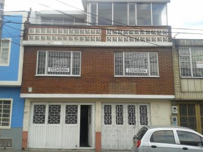 Casa En Venta En Bogota En Estrada V45304, 333 mt2, 11 habitaciones