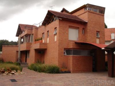 Casa En Venta En Bogota V48001, 353 mt2, 4 habitaciones