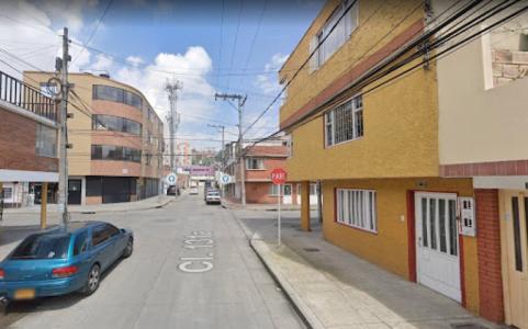 Casa En Venta En Bogota V48699, 380 mt2, 8 habitaciones