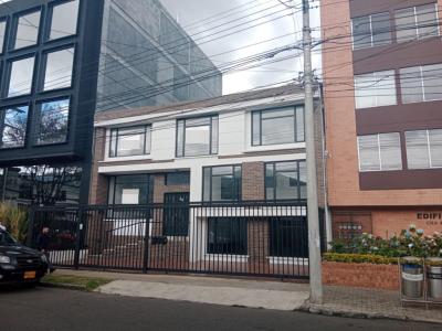 Casa En Venta En Bogota En La Castellana V48870, 452 mt2, 16 habitaciones