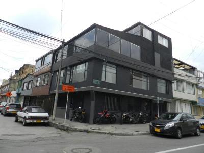 Casa En Venta En Bogota V54666, 280 mt2, 10 habitaciones