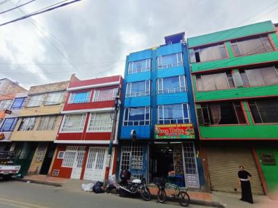 Casa En Venta En Bogota En Santa Catalina Kennedy V67703, 304 mt2, 8 habitaciones