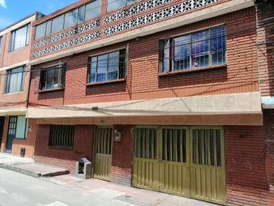 Casa En Venta En Bogota En Vereda Suba Rincon V73571, 280 mt2, 10 habitaciones