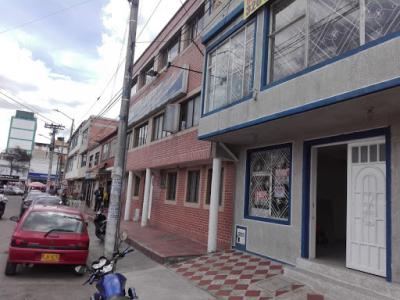 Venta De Casas En Bogota, 300 mt2, 6 habitaciones