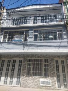 Venta De Casas En Bogota, 234 mt2, 8 habitaciones