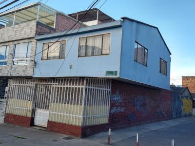 Venta De Casas En Bogota, 154 mt2, 5 habitaciones