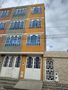 Venta De Casas En Bogota, 120 mt2, 5 habitaciones