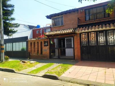 Casa En Venta En Bogota V9202, 115 mt2, 4 habitaciones