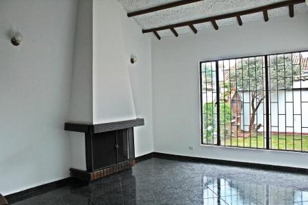 Casa En Venta En Bogota En Puente Largo V49205, 205 mt2, 3 habitaciones