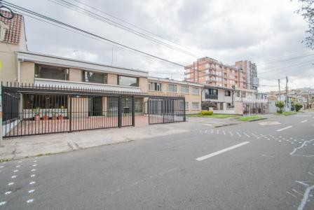 Casa En Venta En Bogota En Estoril V61698, 314 mt2, 4 habitaciones