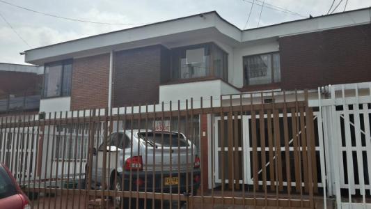 Casa En Venta En Bogota V30759, 293 mt2, 5 habitaciones