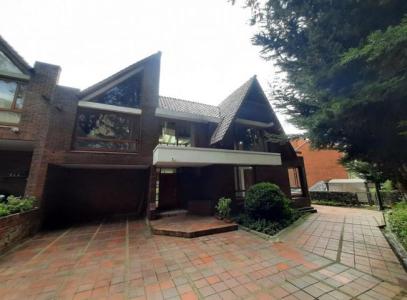 Casa En Venta En Bogota En Torreladera Casa Blanca V112593, 270 mt2, 5 habitaciones