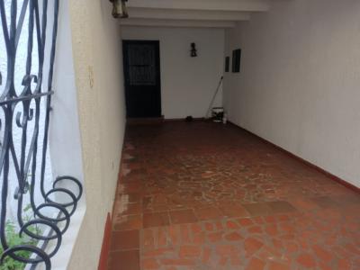 Casa En Venta En Bogota En Villa Del Prado V118185, 166 mt2, 3 habitaciones