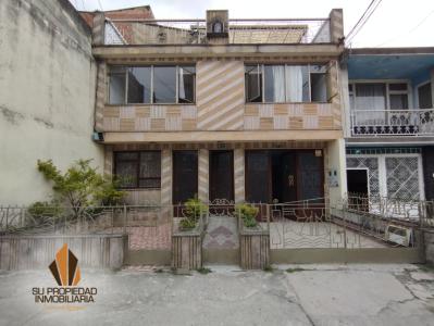 Casa En Venta En Bogota En Santa Isabel Martires V155352, 271 mt2, 6 habitaciones