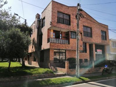 Casa En Venta En Bogota En Normandia V155628, 124 mt2, 3 habitaciones