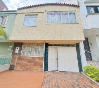 Casa En Venta En Bucaramanga V158907, 154 mt2, 4 habitaciones