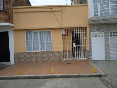 Casa En Venta En Cali En Alameda V62743, 100 mt2, 3 habitaciones